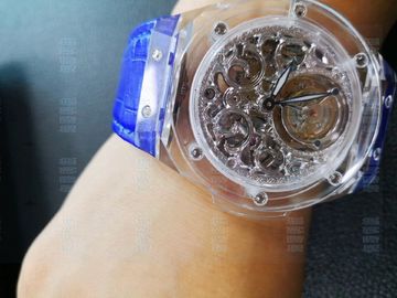 Resistência de abrasão alta azul da dureza 9H da caixa de relógio do cristal de safira da espessura 3.75mm