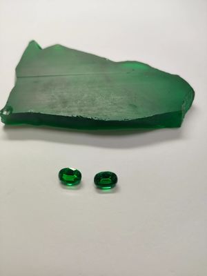 Sapphire gemstone matéria-prima laboratório feito verde oliveira suave hortelã verde esmeralda verde para jóias