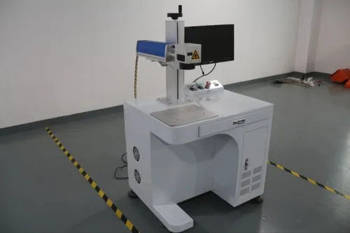 Máquina de marcação a laser UV 355nm 3W/5W/10W Potência opcional ±0,01mm Precisão