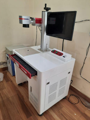 Máquina de marcação a laser UV 355nm 3W/5W/10W Potência opcional ±0,01mm Precisão