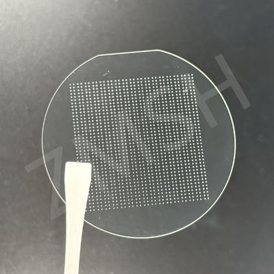 Micro-buracos de substrato de vidro TGV perfurados de alto desempenho ultrafinos transparentes