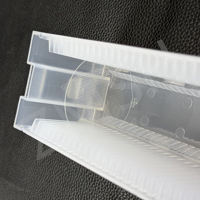 Micro-buracos de substrato de vidro TGV perfurados de alto desempenho ultrafinos transparentes