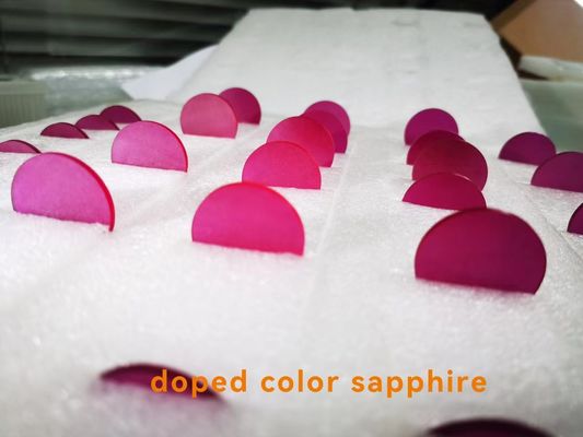 Bom preço Materiais de Cristal de Safira Dopados com Rubi Colorido Fe / Ti / Cr on-line