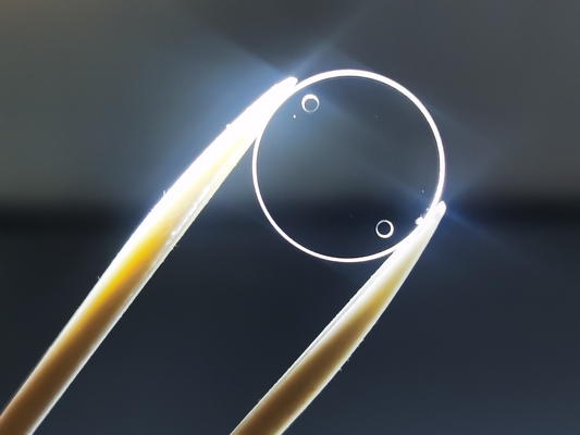 Sapphire Optical Windows Scratch Resistance lustrada redonda com furo