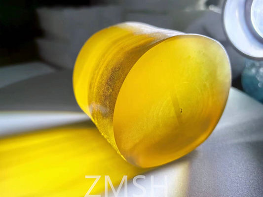 Bom preço Ouro safira artificial pedra preciosa crua escala de dureza de Mohs de 9 cristal para jóias on-line